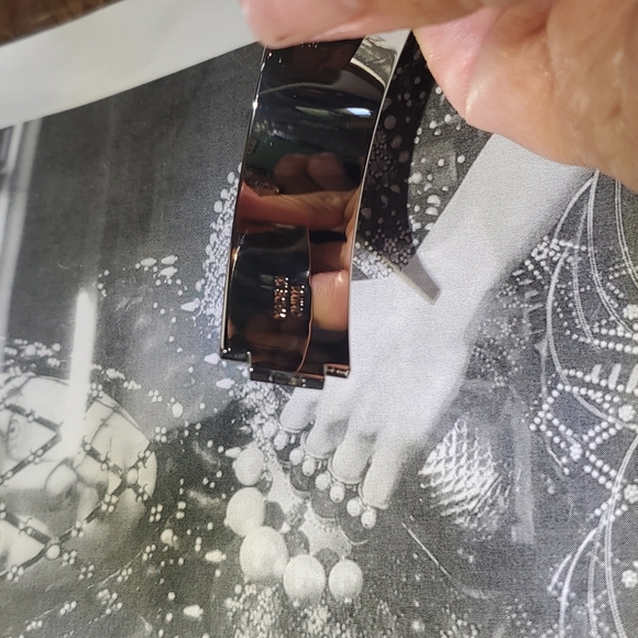 Alexander McQueen Bracelet - Picture 4 of 8